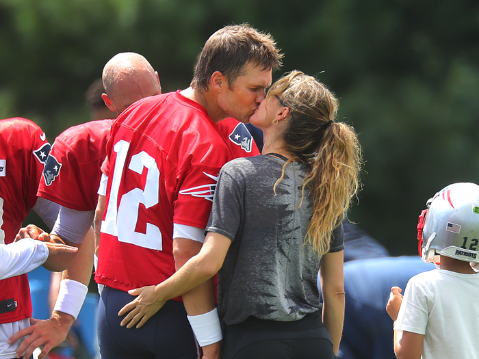 55 Reasons I Hate Tom Brady So I’m Taking The Chiefs Moneyline